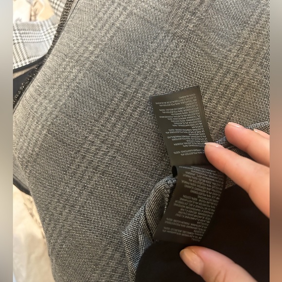 NWOT H&M Plaid Soft Blazer - Picture 8 of 10